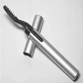 Lovely Lash Portable Heated Eyelash Curler For Instant Curvy lashes (Color: Silver)